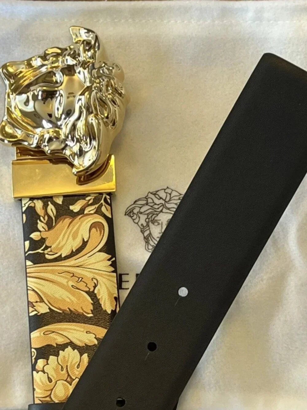 Versace Black | Barocco Reversible Leather Belt 95 IT 38 US W/ Box & Dust Bag - Picture 6 of 7